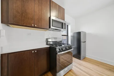 2706 North Spaulding Street Chicago IL 60647