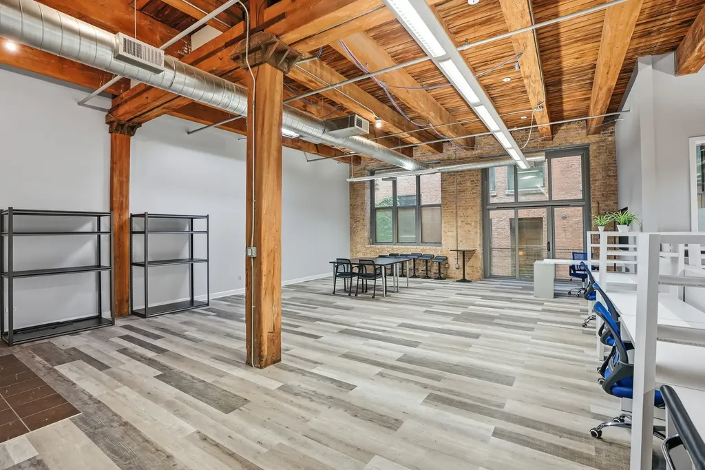 824 West Superior Street Chicago IL 60642