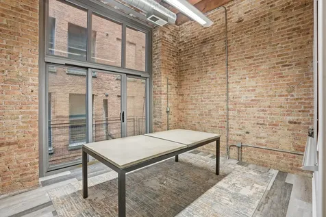 824 West Superior Street Chicago IL 60642