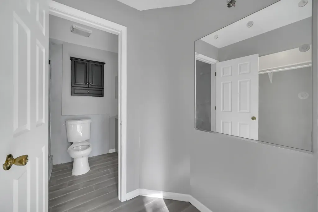1065 Rockport Drive Carol Stream IL 60188