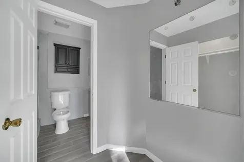 1065 Rockport Drive Carol Stream IL 60188