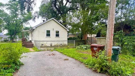 2030 170TH Street Hazel Crest IL 60429