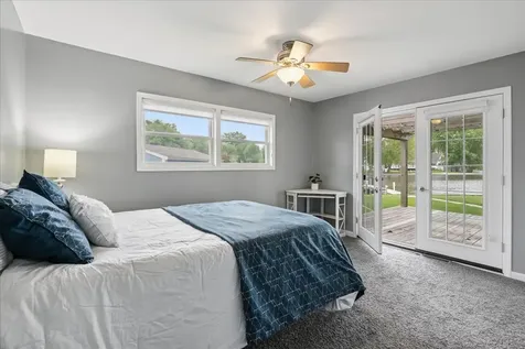 524 Park Avenue Fox Lake IL 60020