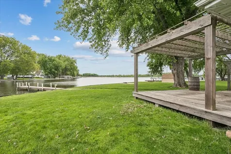 524 Park Avenue Fox Lake IL 60020