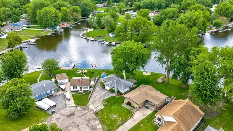 524 Park Avenue Fox Lake IL 60020
