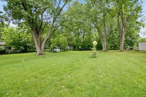 889 Armour Road Bourbonnais IL 60914