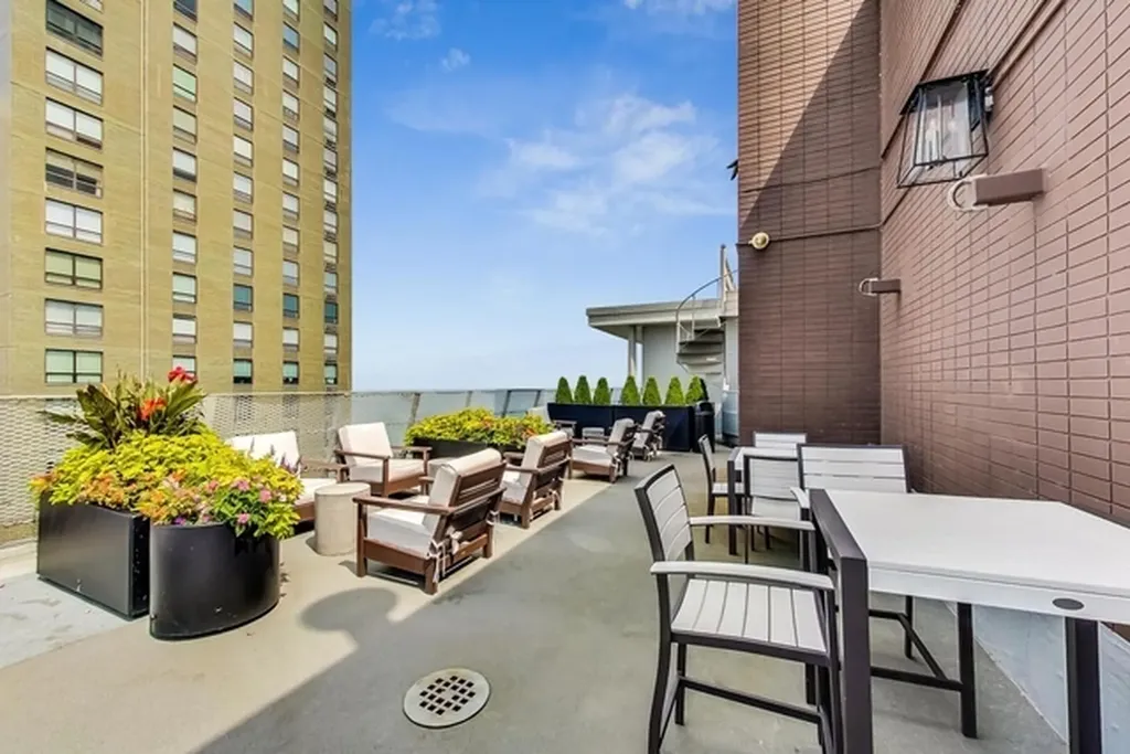 1000 North Lake Shore Drive Chicago IL 60611