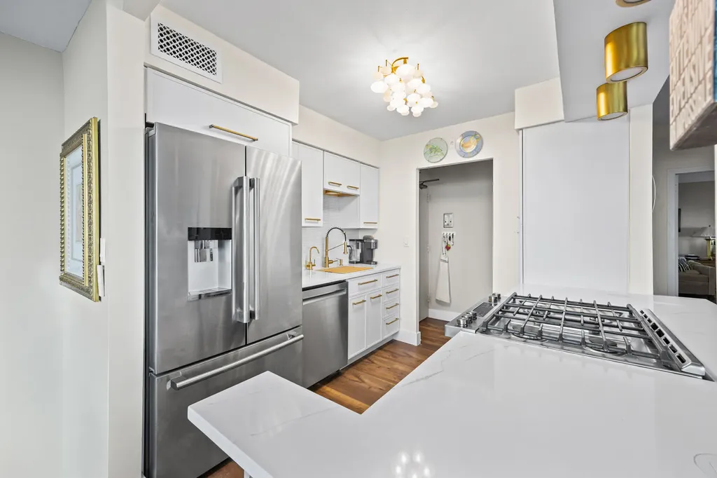1000 North Lake Shore Drive Chicago IL 60611
