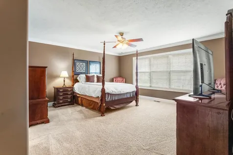 4904 Westborough Drive Champaign IL 61822