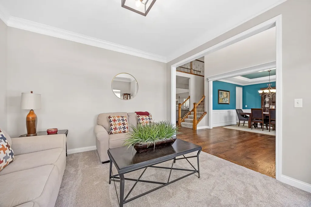 4211 Chinaberry Lane Naperville IL 60564