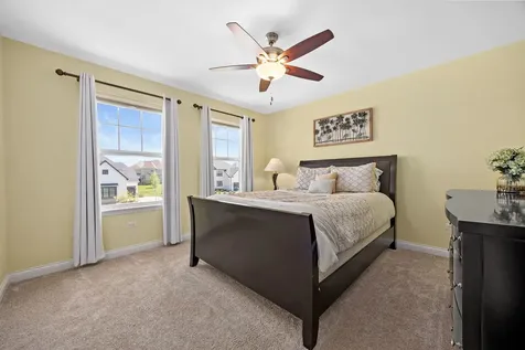 4211 Chinaberry Lane Naperville IL 60564