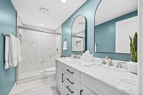 4211 Chinaberry Lane Naperville IL 60564