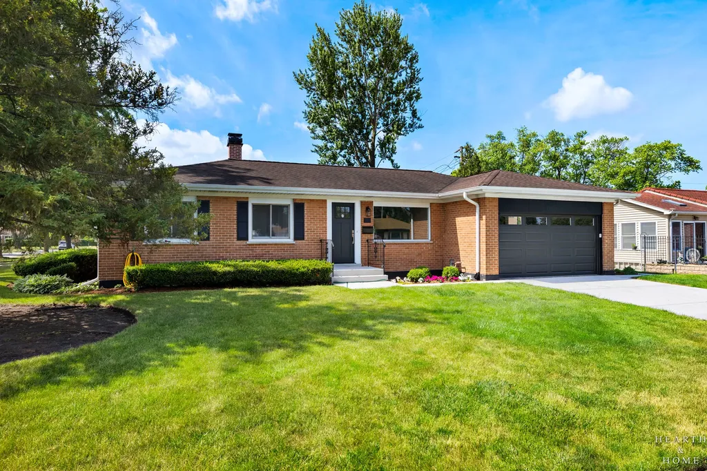 49 King Lane Des Plaines IL 60016