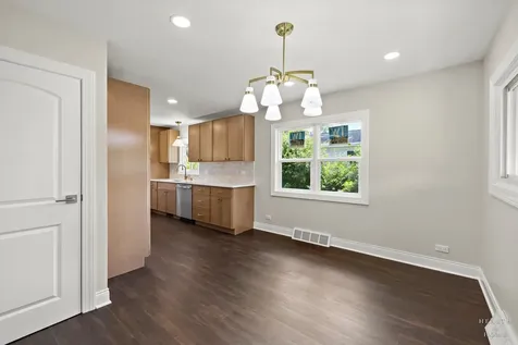 49 King Lane Des Plaines IL 60016