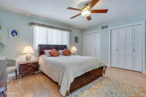 9033 Christina Drive Hickory Hills IL 60457