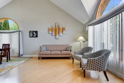 9033 Christina Drive Hickory Hills IL 60457