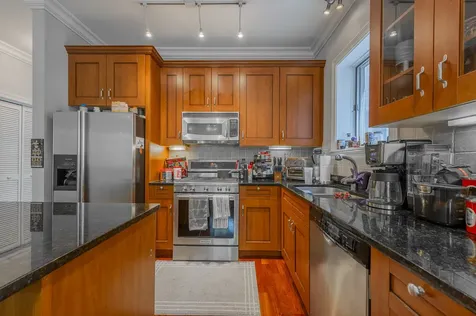 1924 West Diversey Avenue Chicago IL 60614