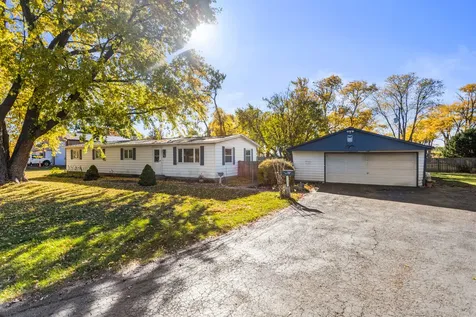 709 West Park Street Thomasboro IL 61878