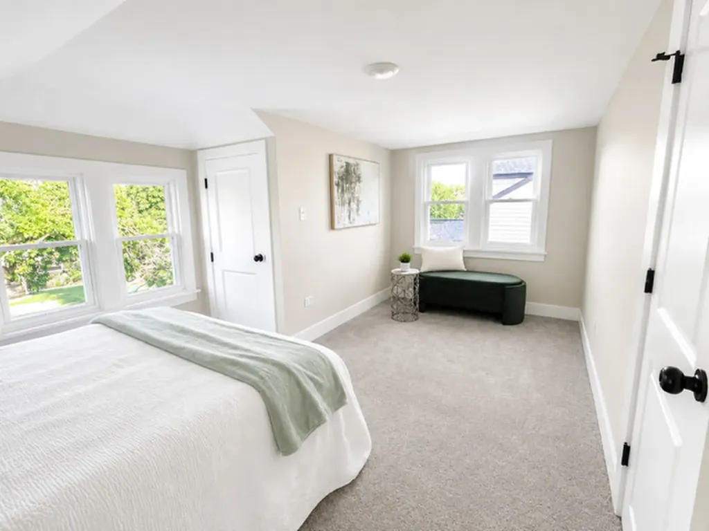 5526 North Nordica Avenue Chicago IL 60656