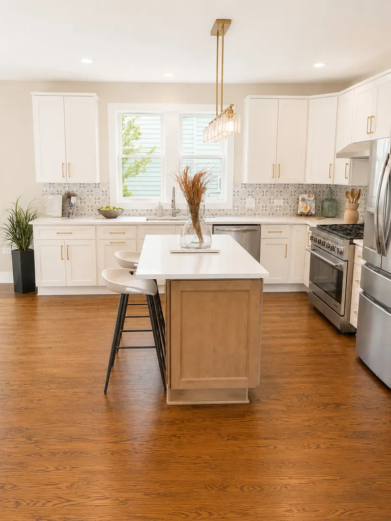 5526 North Nordica Avenue Chicago IL 60656