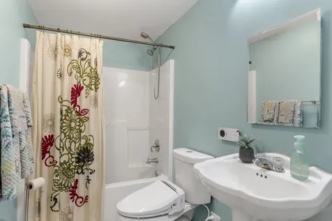 31696 North Borre Drive Lakemoor IL 60051