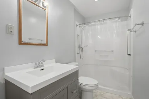 8112 7TH Street W Rock Island IL 61201