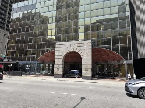 10 East Ontario Street Chicago IL 60611
