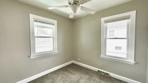 15031 Hamlin Avenue Midlothian IL 60445