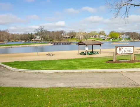 1229 Lakewood Drive Lake Holiday IL 60552