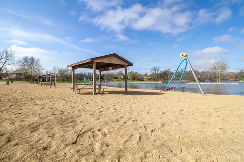 1229 Lakewood Drive Lake Holiday IL 60552