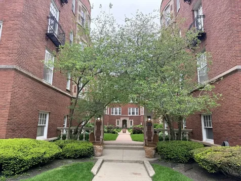 736 Hinman Avenue Evanston IL 60202