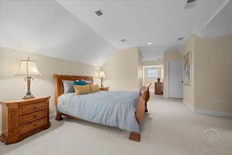 427 South Sleight Street Naperville IL 60540