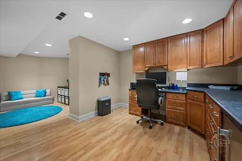 427 South Sleight Street Naperville IL 60540