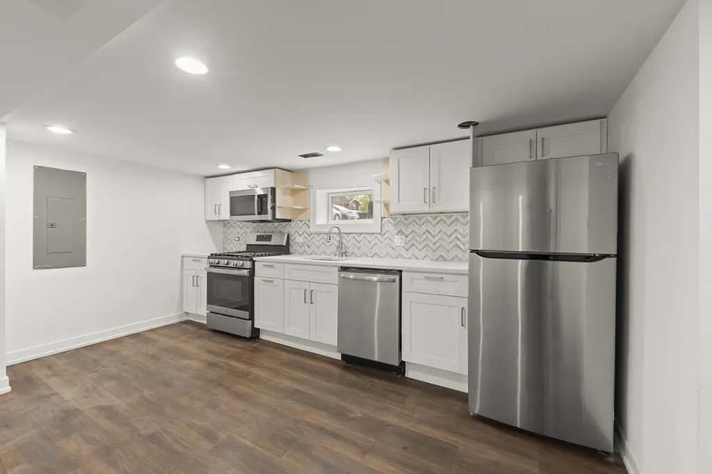 118 North President Street Wheaton IL 60187