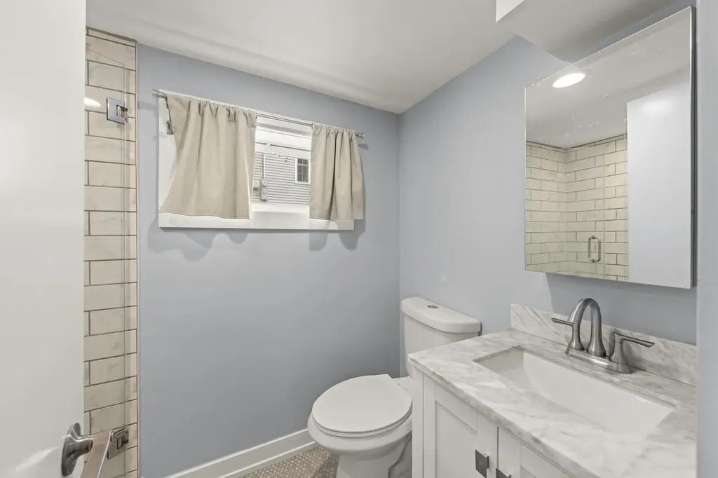 118 North President Street Wheaton IL 60187
