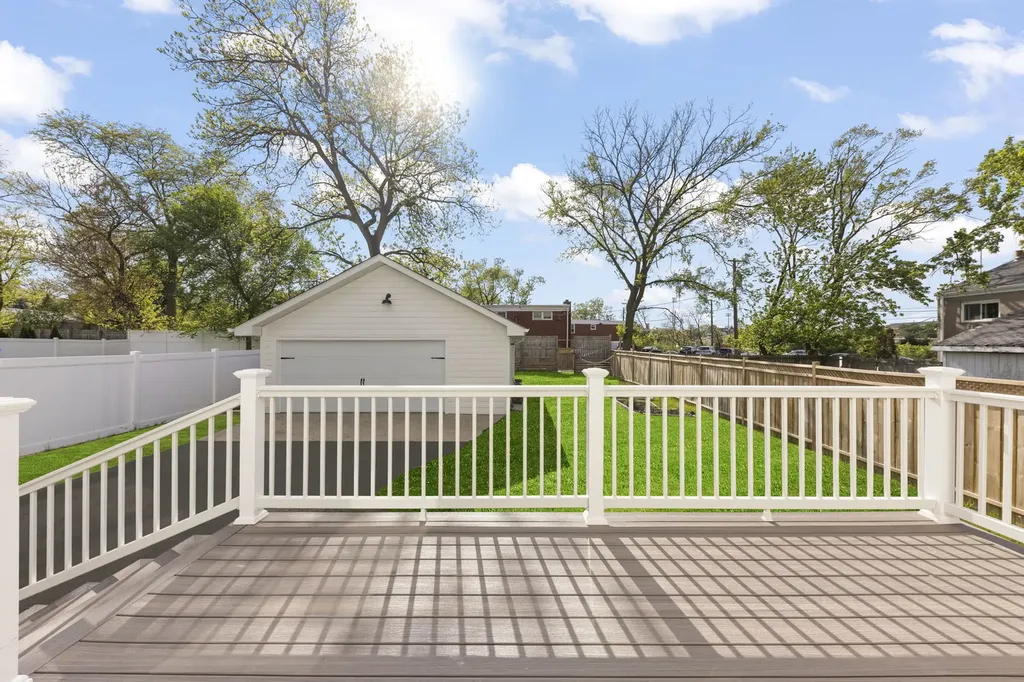 118 North President Street Wheaton IL 60187