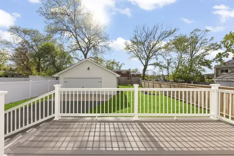 118 North President Street Wheaton IL 60187