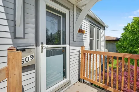 609 South Sangamon Avenue Gibson City IL 60936