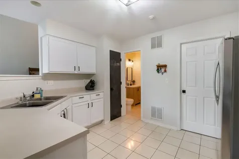 1653 Waterford Road North Aurora IL 60542