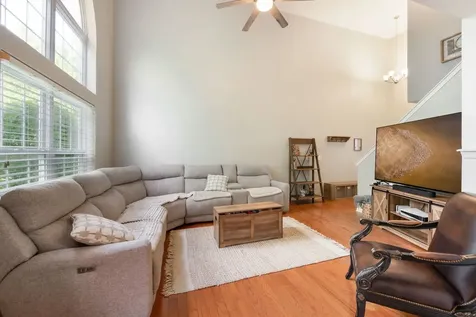 1653 Waterford Road North Aurora IL 60542