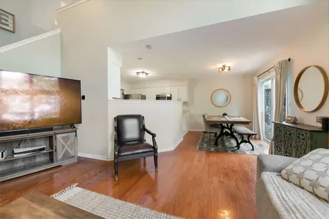 1653 Waterford Road North Aurora IL 60542