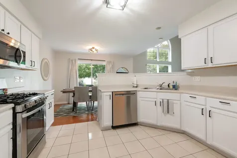 1653 Waterford Road North Aurora IL 60542