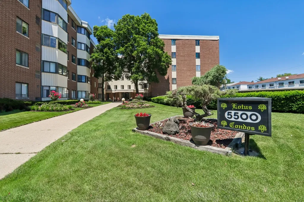 5500 West Lincoln Avenue Morton Grove IL 60053
