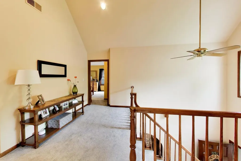 124 Lockerbie Lane Wilmette IL 60091