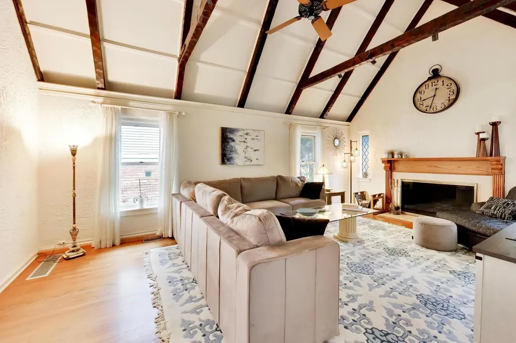 124 Lockerbie Lane Wilmette IL 60091