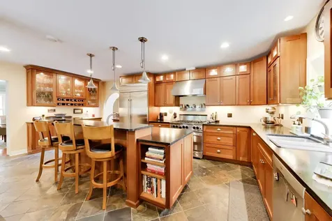 124 Lockerbie Lane Wilmette IL 60091