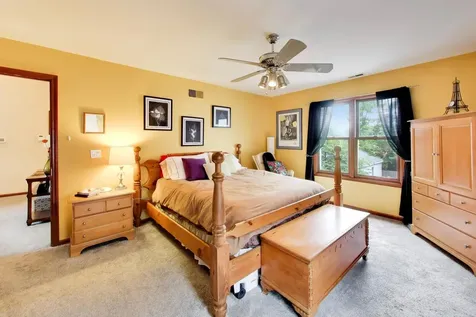 124 Lockerbie Lane Wilmette IL 60091