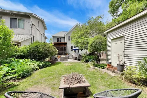 124 Lockerbie Lane Wilmette IL 60091