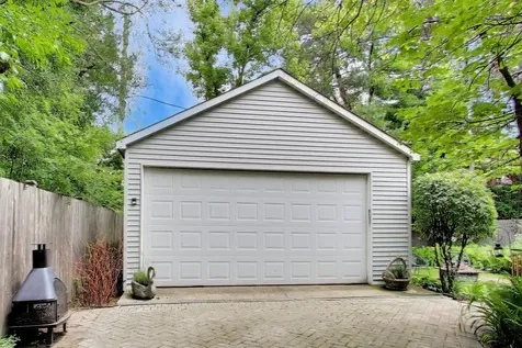 124 Lockerbie Lane Wilmette IL 60091