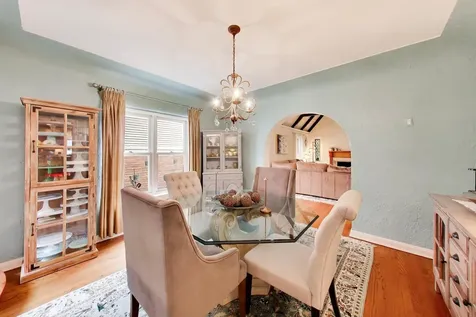 124 Lockerbie Lane Wilmette IL 60091